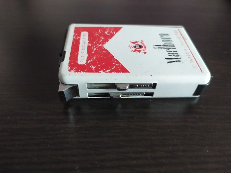 Tabachera / bricheta Marlboro veche