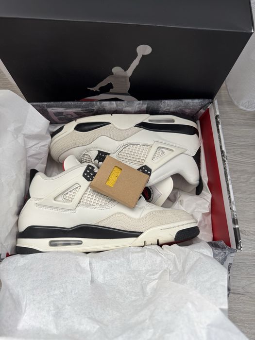 Jordan 4 retro Flight club