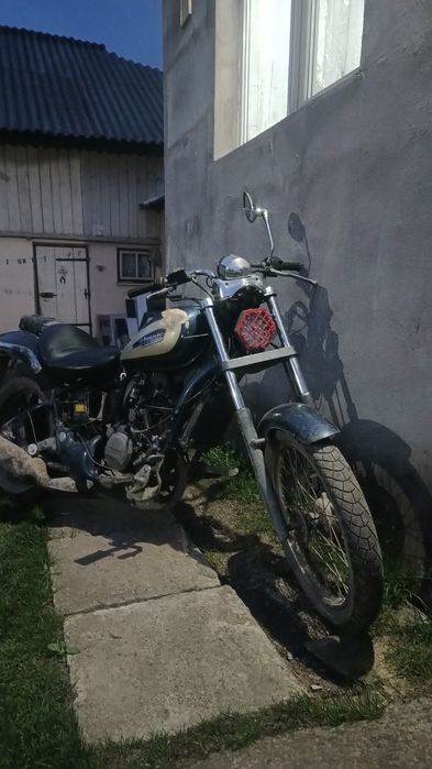 Vând aprilia classic 80cc 2t