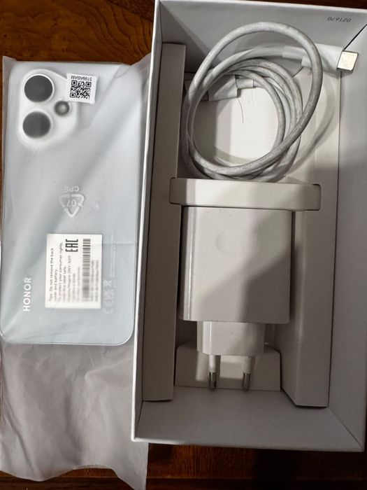 Honor400 продам смартфон