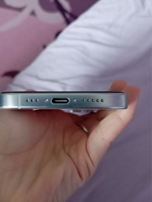 Iphone 16 pro White с гаранция