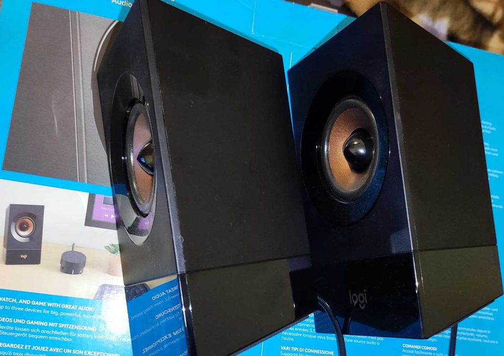 Boxe Logitech Multimedia (se vand la pereche)