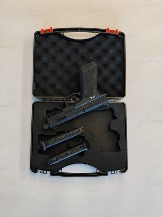 Pistol airsoft Novritsch SSP18 GBB