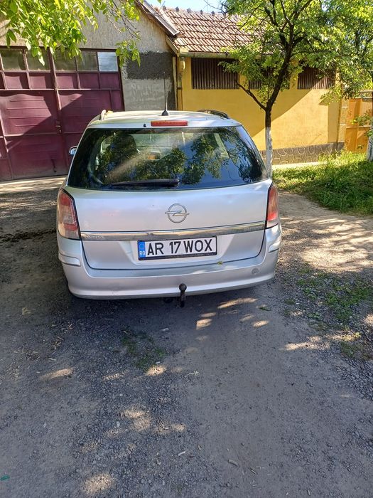 Vând Opel astra H