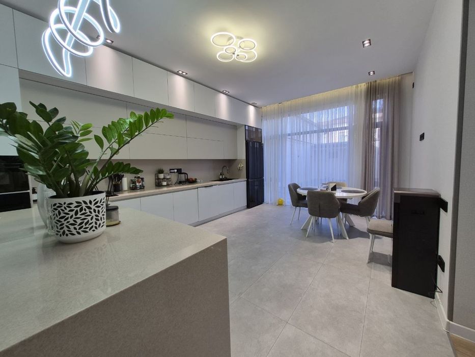 Продается Евро Коттедж  412м2/3 сотки улица Ипакчилик