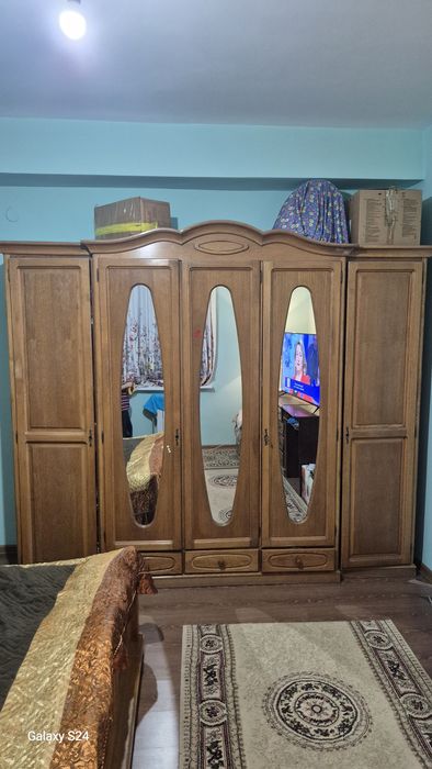 Винтажный румынский спальный гарнитур