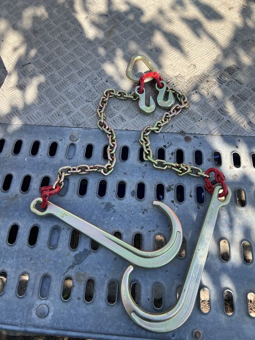 Set lanturi cu carlige J tractari auto produs nou!!!