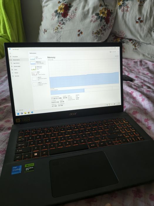 Când laptop de gaming Acer Aspire 7