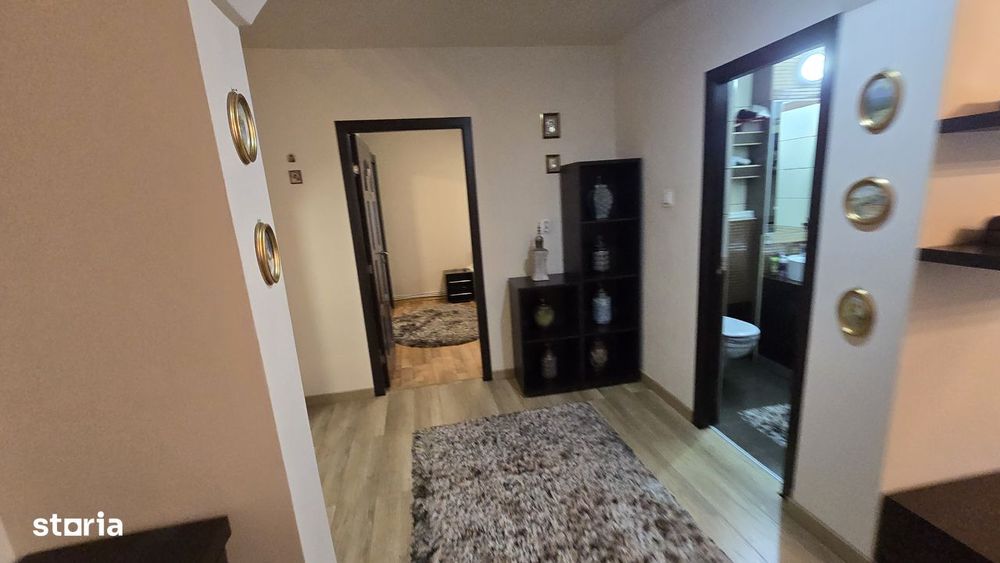 Apartament cu 3 camere de vanzare, etajul 1, Focsani