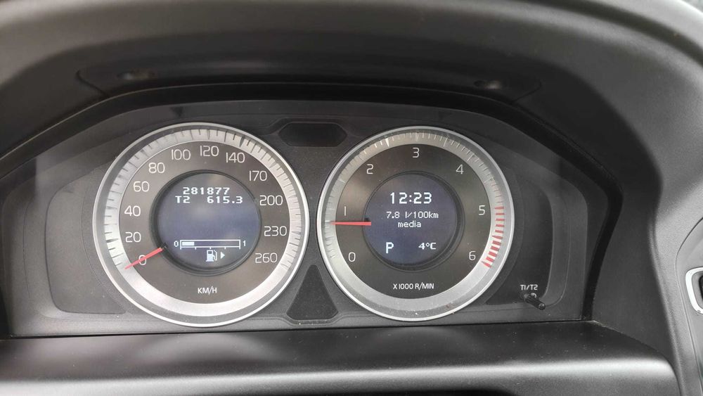 Volvo XC60, 2.0d, cu 5 pistoane, euro5, automat, 163cp