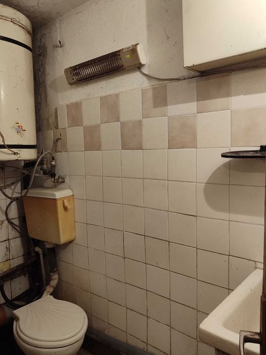 Двуетажна къща в Сливенци