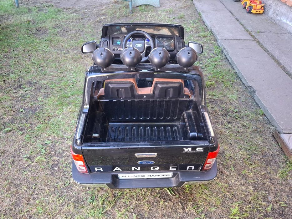 Детский автомобиль FORD