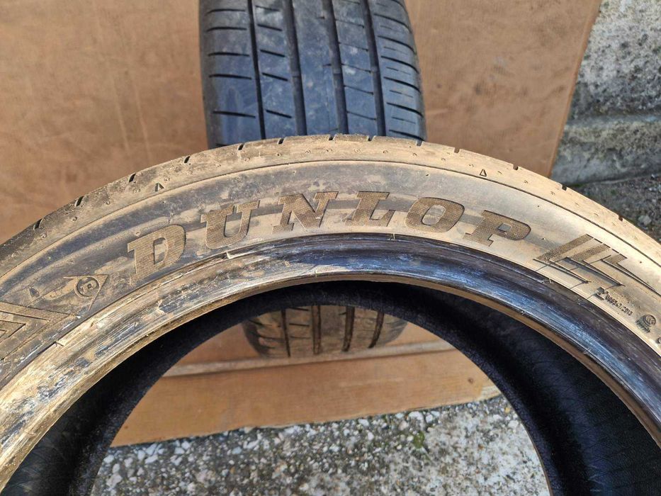 2 Dunlop R20 285/40 Летни гуми  DOT0820