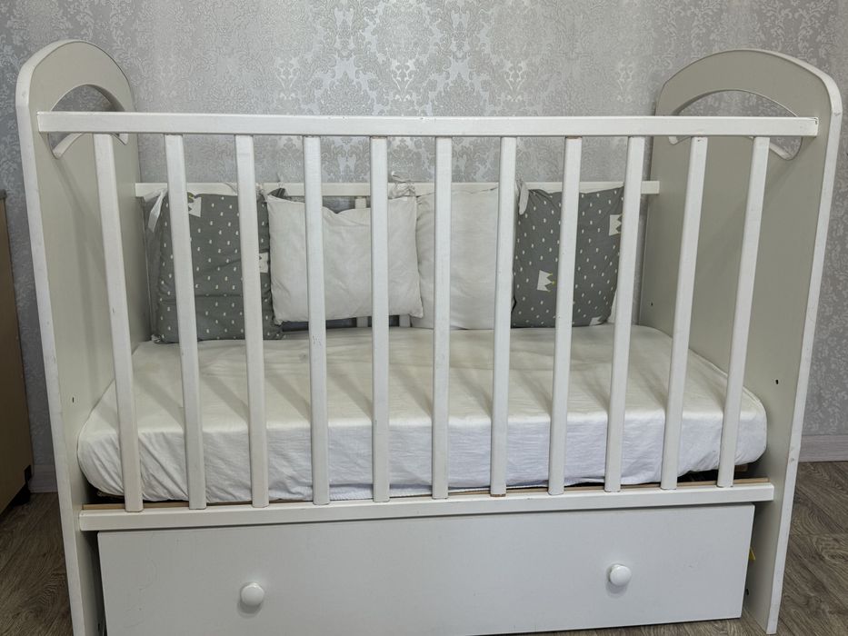 Детский манеж    .