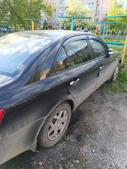 продам автомобиль хендай соната 5