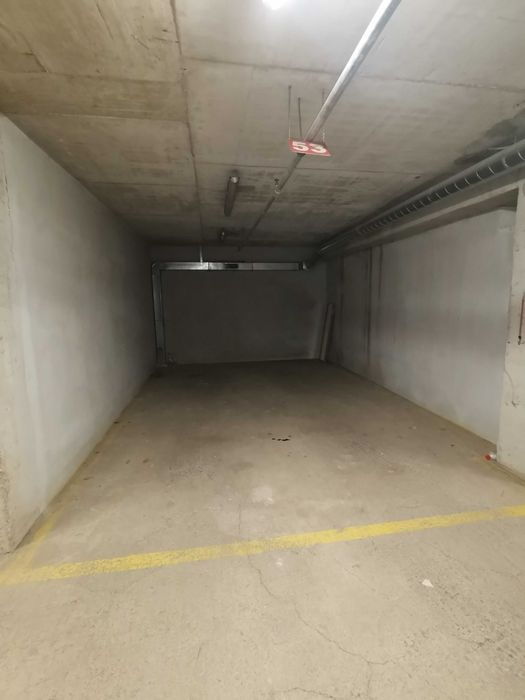 Дава се под наем Тристаен апартамент в София, Витоша - 98 кв.м за 612 € - Снимка #10