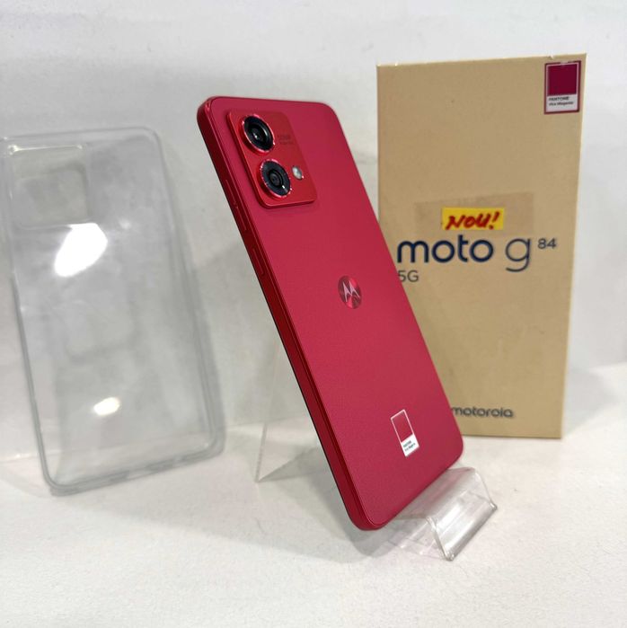 Motorola G84 5G, 256GB/8GB RAM, magenta, NOU!