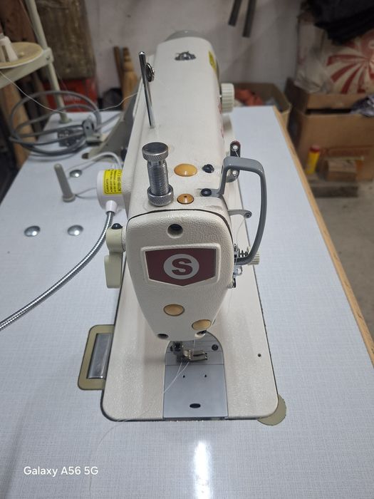 Продавам професионална почти нова шевна машина  Sen Sei