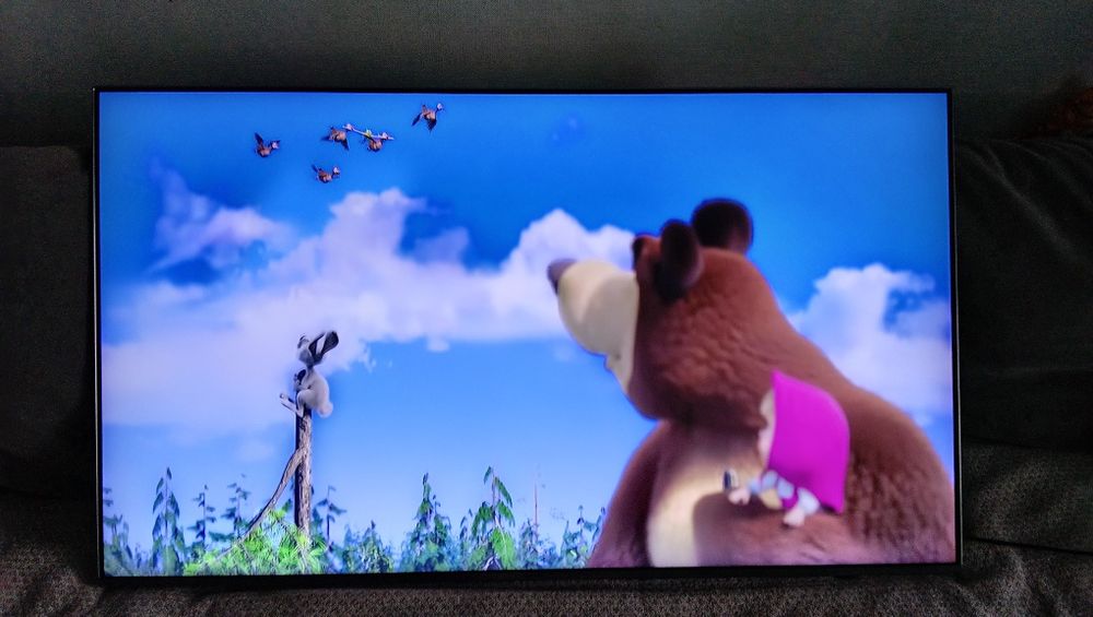 Продам телевизор Samsung Qled smart 4k