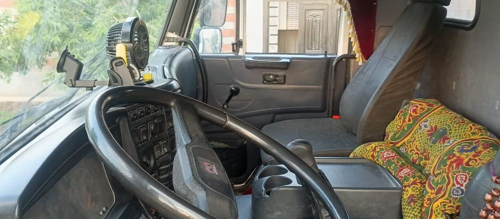 65 20 евро камаз холати идиал пробек 146000 км. 
Болонлари 6таси 100%