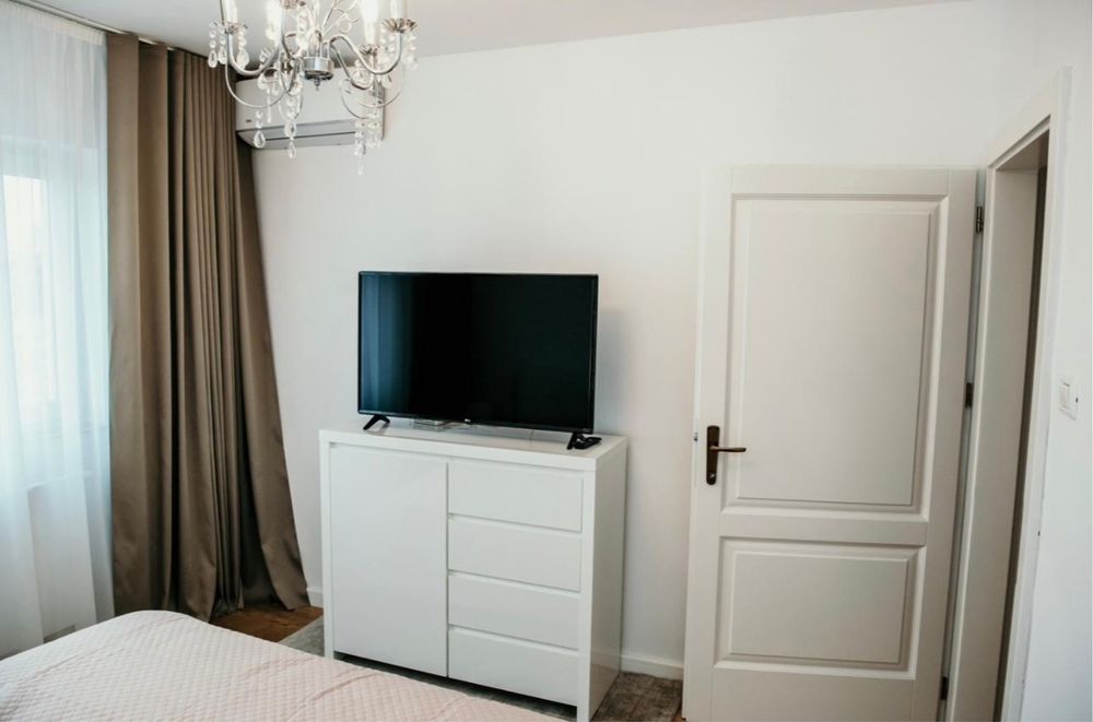 Inchiriez apartament in zona centrala