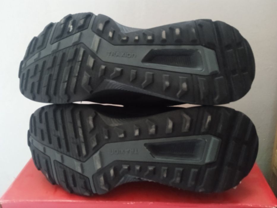 Adidas Terrex 41  1/3