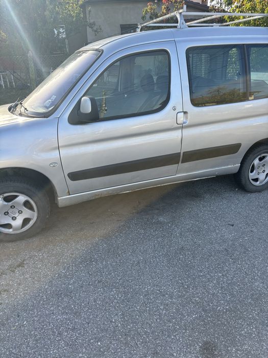 Пежо партнер 1-6HDI на части