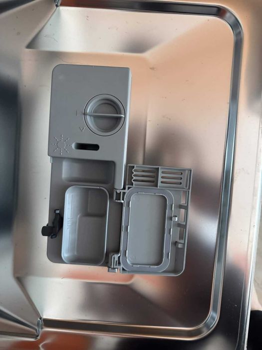 Съдомиялня Hotpoint Ariston