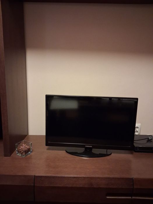 Televizor Samsung 70 cm