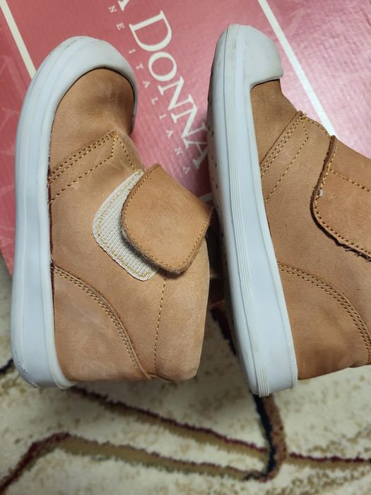 Ghetute de toamna/ primavara marimea 24