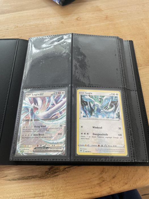 Carduri pokemon în bulk aprox 150bc + poster black bolt si mini binder