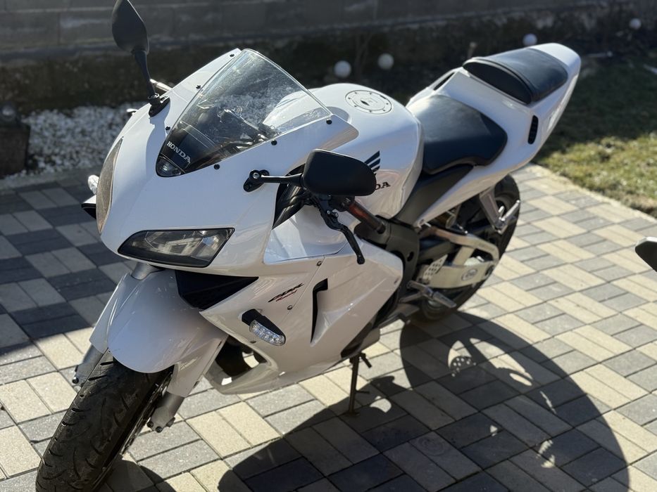 HONDA cbr 600 RR