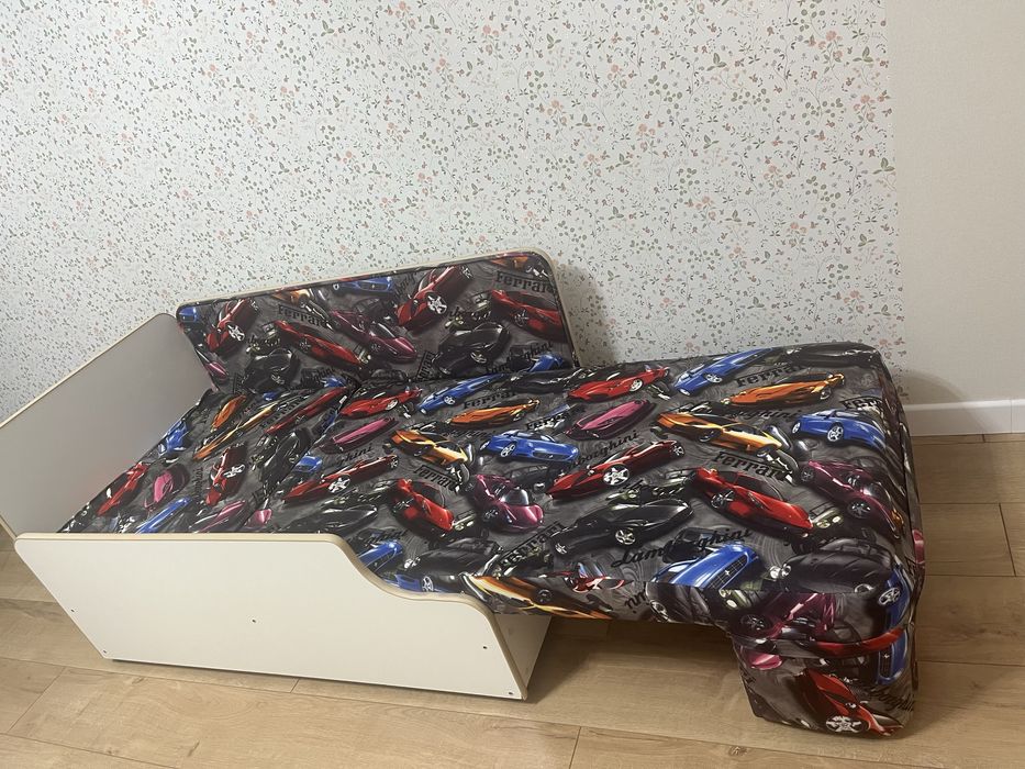 Детская кравать.