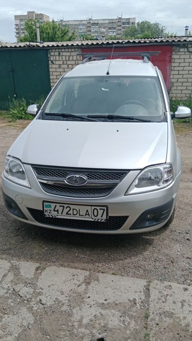 Продам Ларгус 2012 года