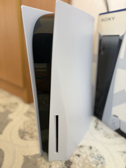 Playstation 5 825гб