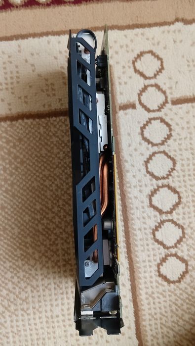 Продам видеокарту Gigabyte GTX 960 2GB
