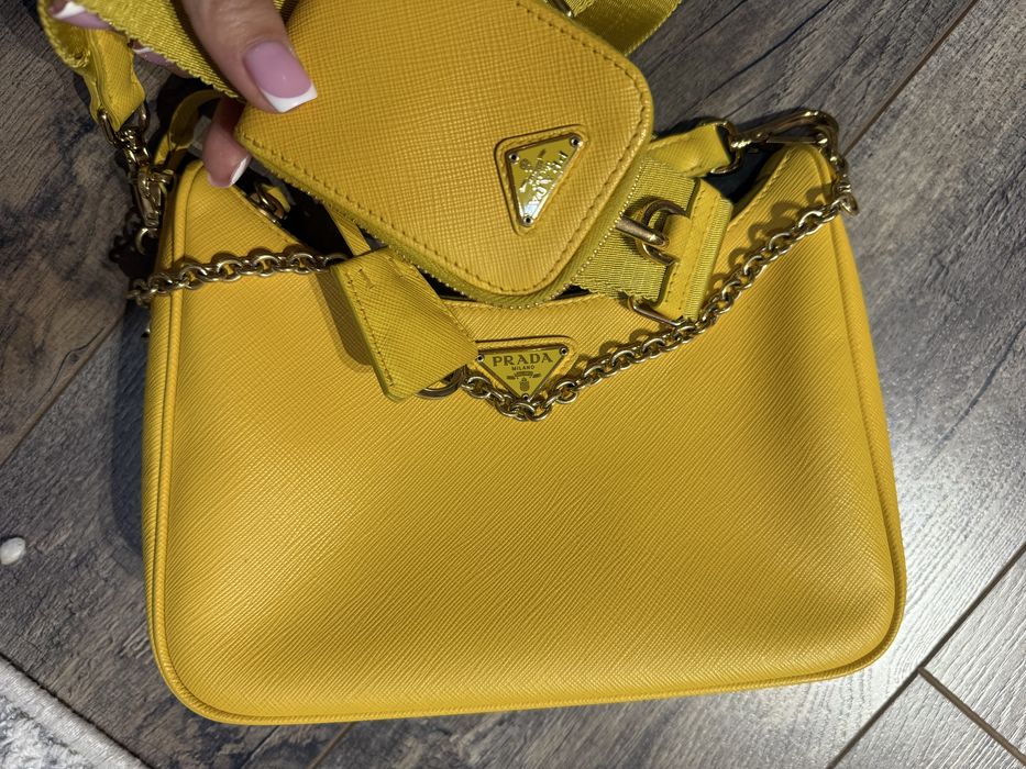 Продам сумку Prada оригинал