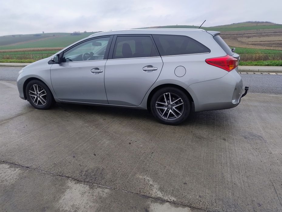 Toyota auris 2.0 Diesel 2015