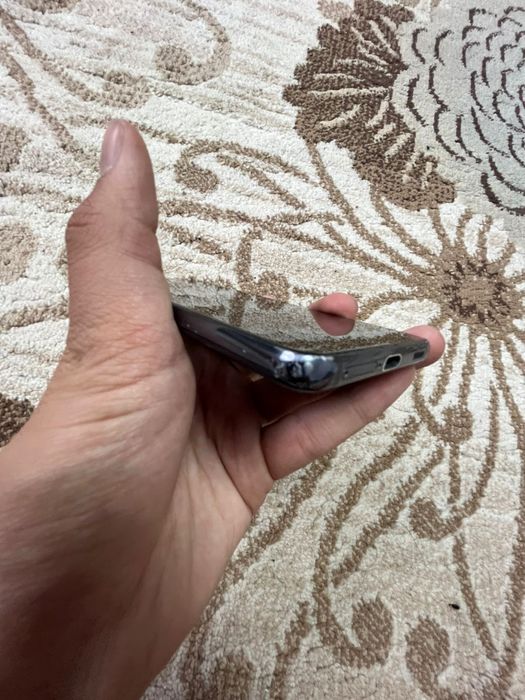 Обменяю  Samsung s21 5g 8/128гб