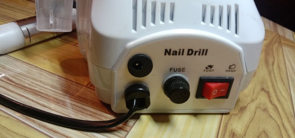 Машинка для маникюра