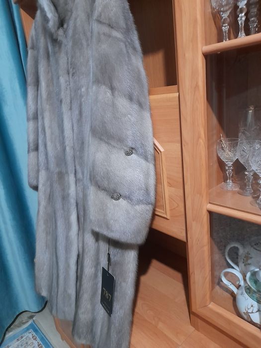 Норковая шуба!!!