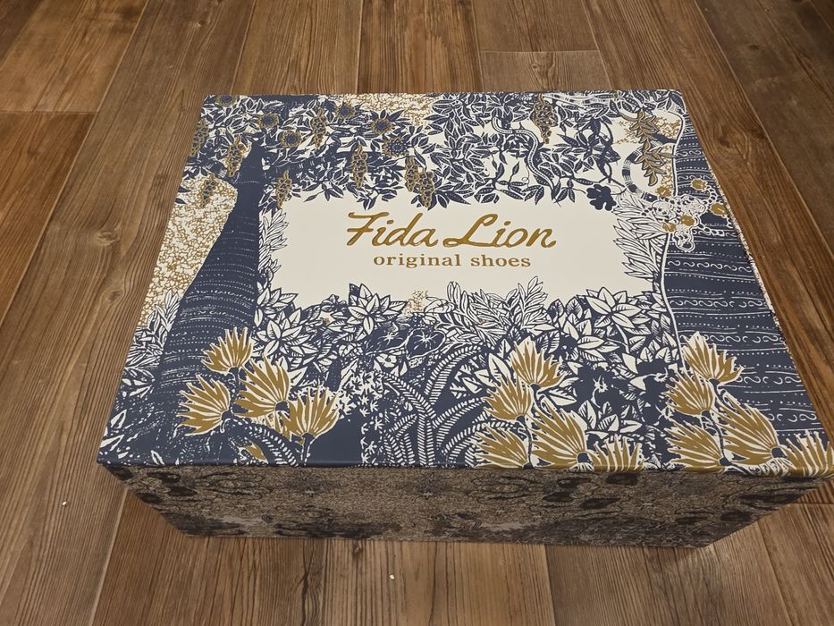 Продам туфли 40 размер