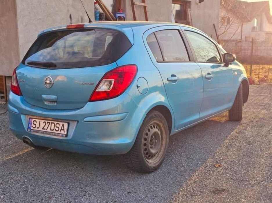 Opel corsa 1.2 eco flex 2012