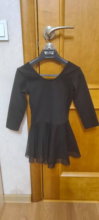 Продам купальник для худ.гимнастики