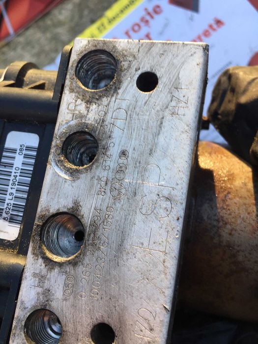 Pompa ABS Audi A4 B8 cod 8K0 614 517 DT