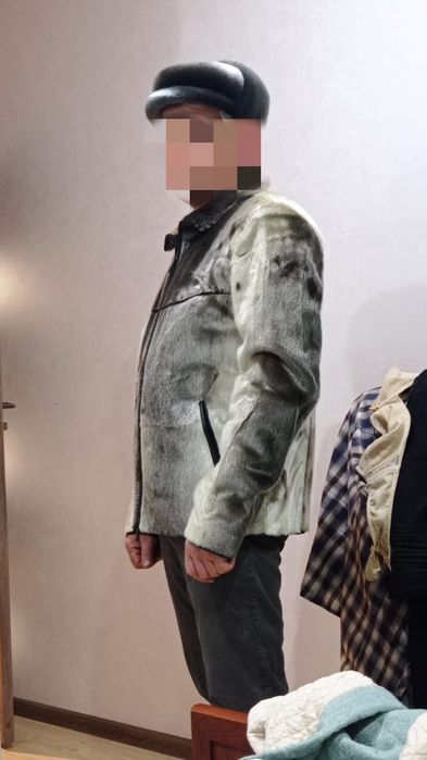 Продам куртку из нерпы мужская