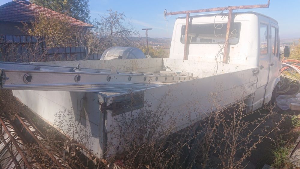 Mercedes 308 на части