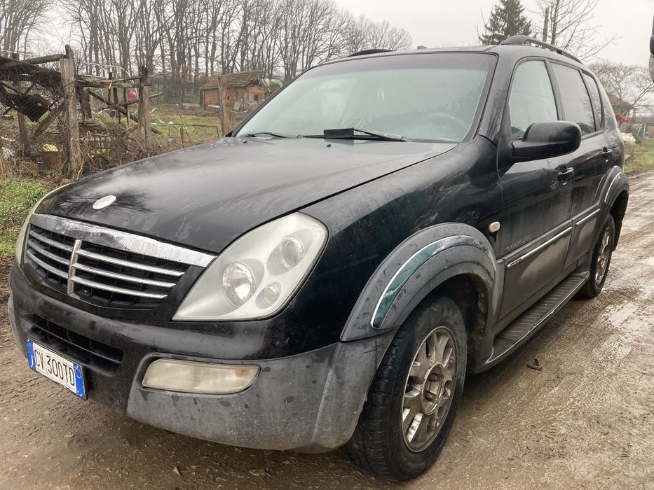 ssangyong rexton