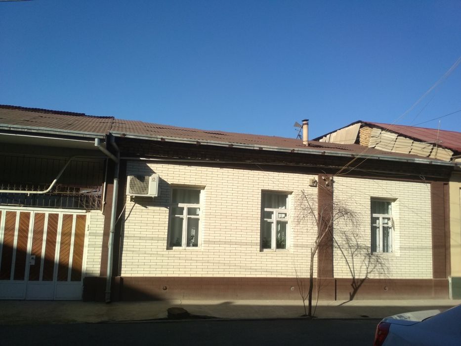 Продаётся дом рядом с речкой