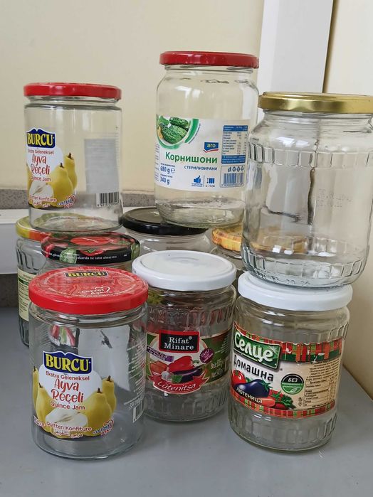 Буркани с винтова капачка; бутилки за сок с винтови капачки